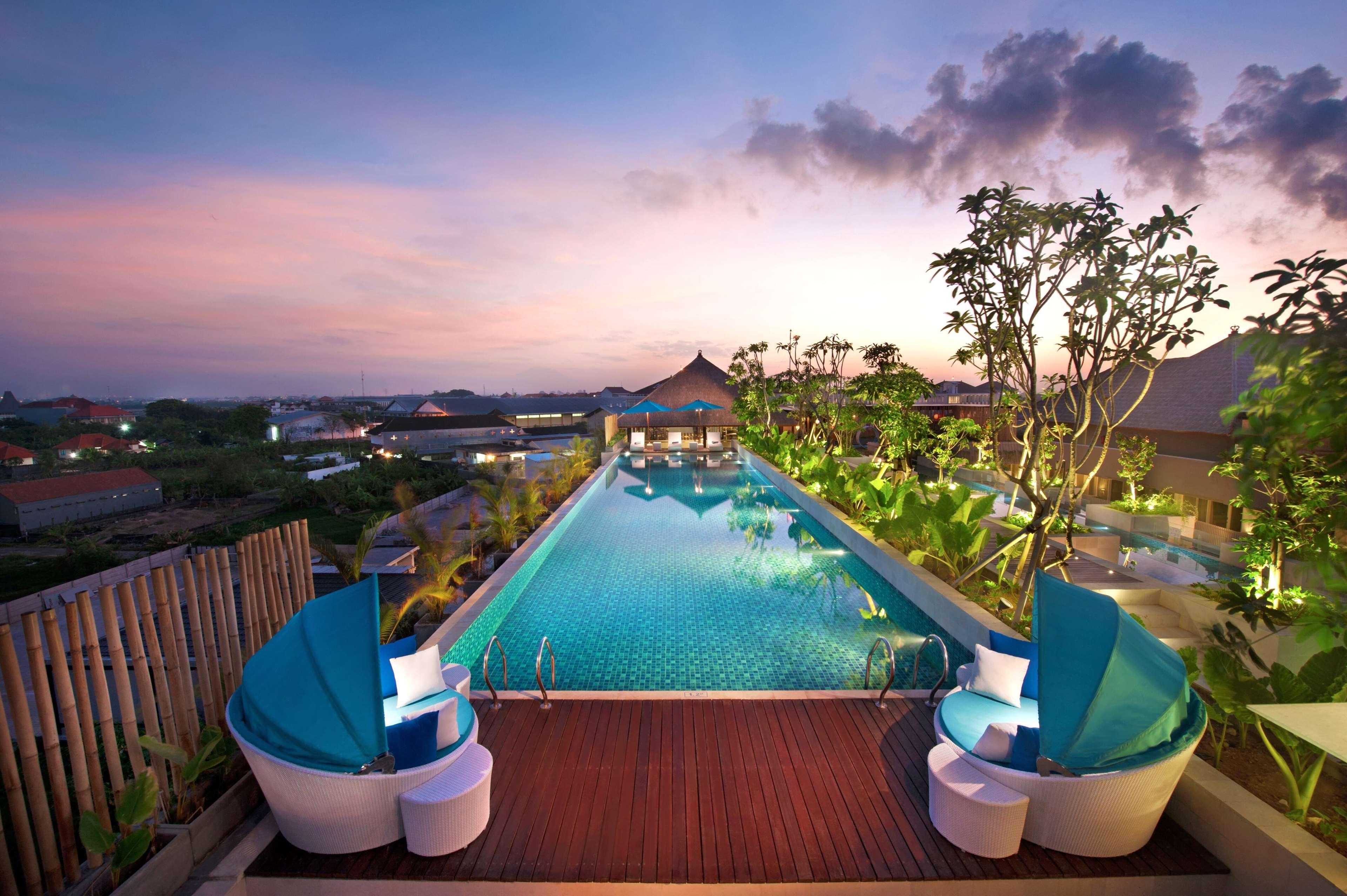 Hotel Ramada By Wyndham Bali Sunset Road Kuta Seminyak Exterior foto