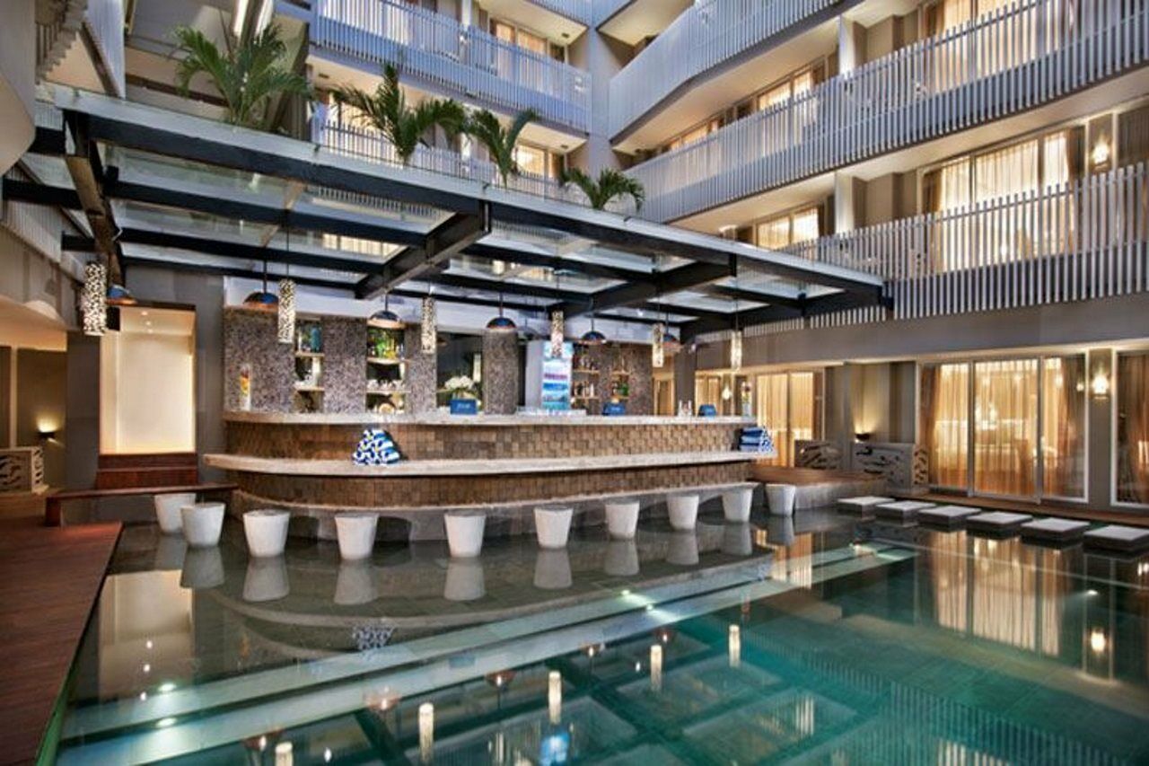 Hotel Ramada By Wyndham Bali Sunset Road Kuta Seminyak Exterior foto