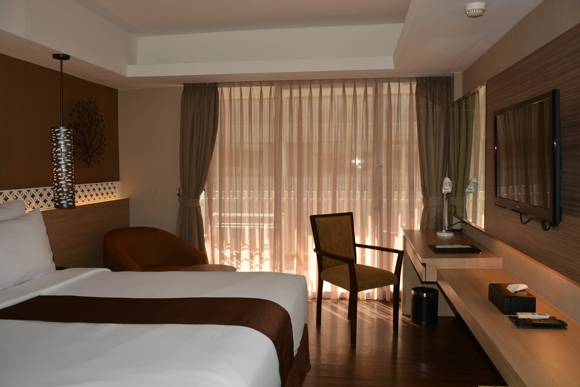 Hotel Ramada By Wyndham Bali Sunset Road Kuta Seminyak Exterior foto