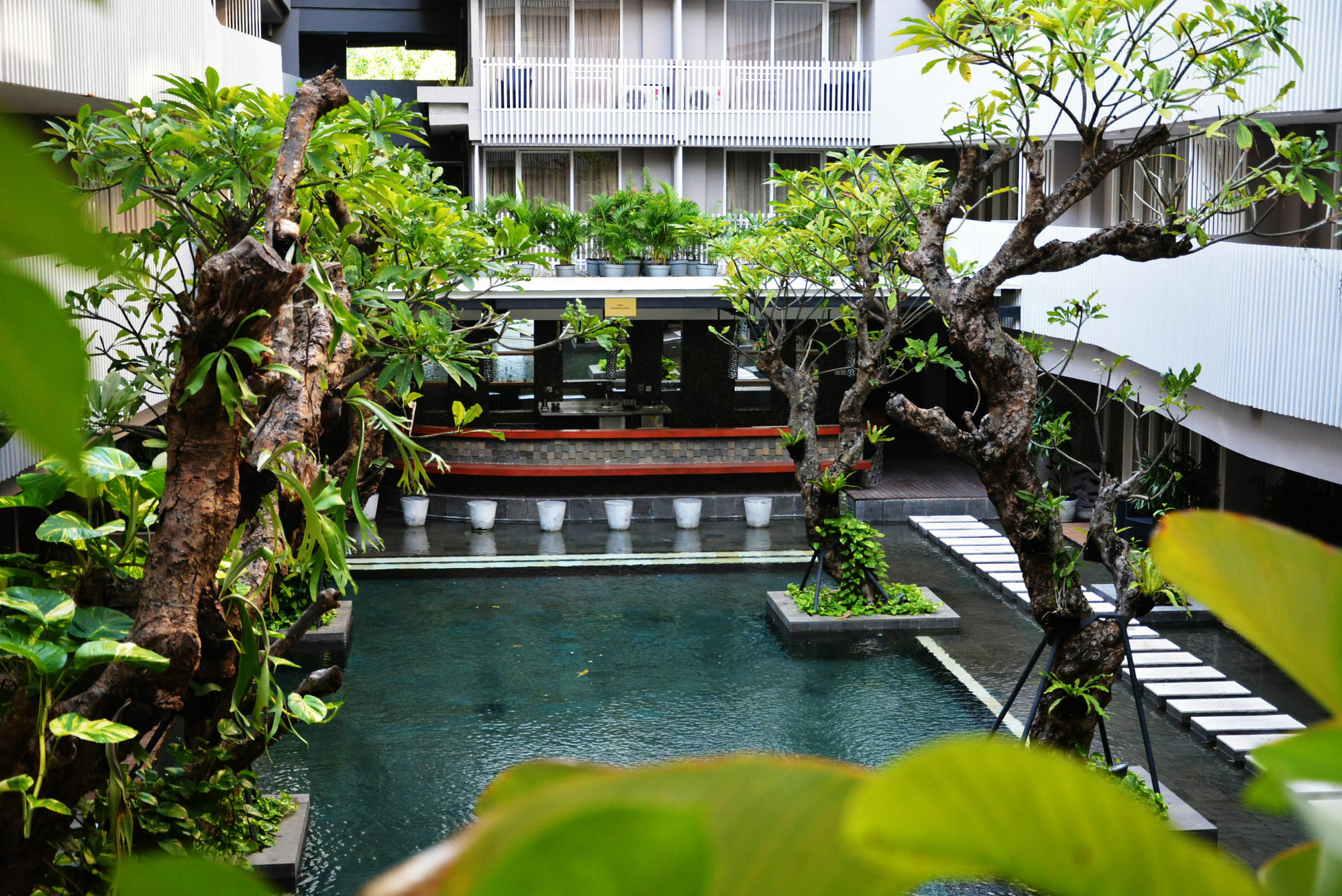Hotel Ramada By Wyndham Bali Sunset Road Kuta Seminyak Exterior foto